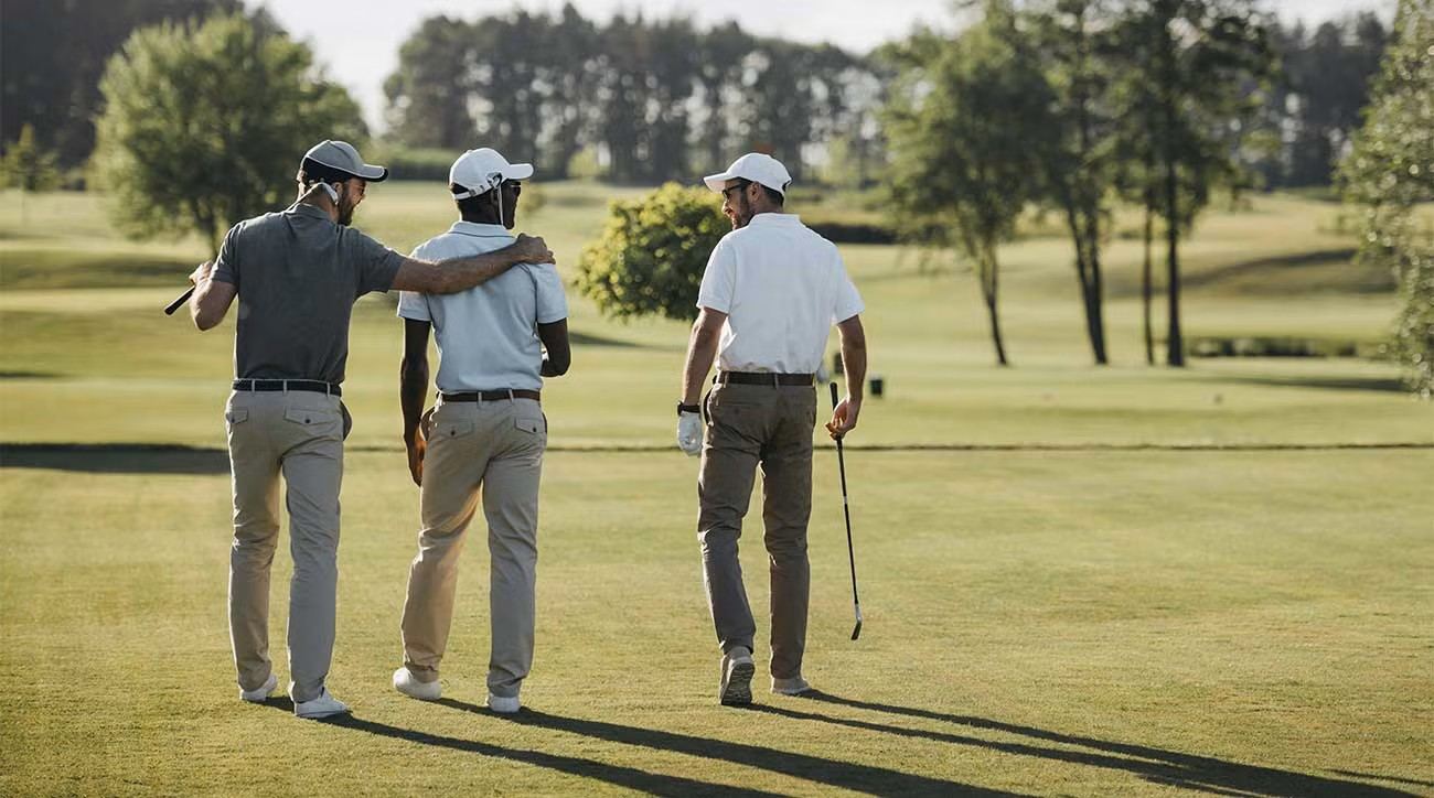 Friends competing in a Ready Golf League head-to-head golf matchup